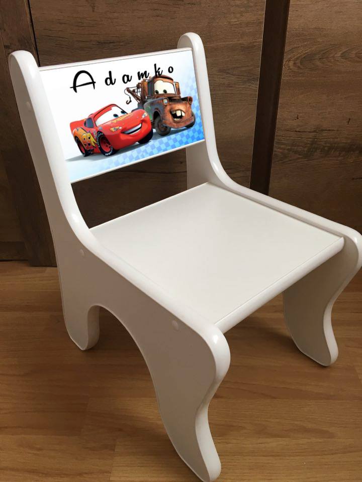 Personalizované stoličky - s menom dieťaťa - Cars verzia